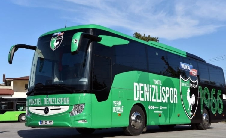 Denizlispor'un otobüsü satışa çıktı, taraftar tepki gösterdi!