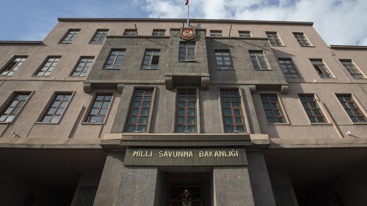 MSB: Bu hainin 'vatansız' olarak ölmesi ibretliktir