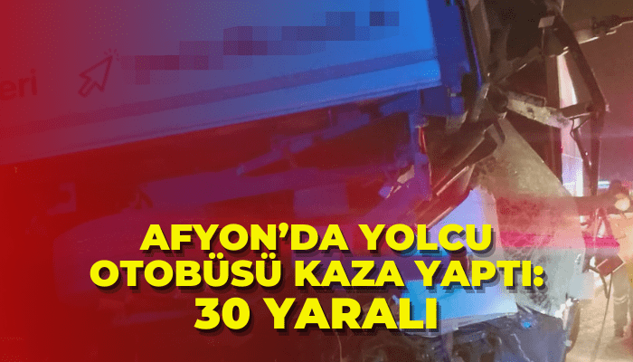 Yolcu otobüsü, kamyon ve otomobille çarpıştı: 30 yaralı